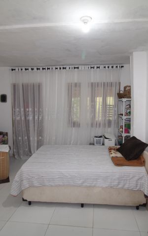 Casa à venda com 241m², 5 quartos e 2 vagasQuarto 1