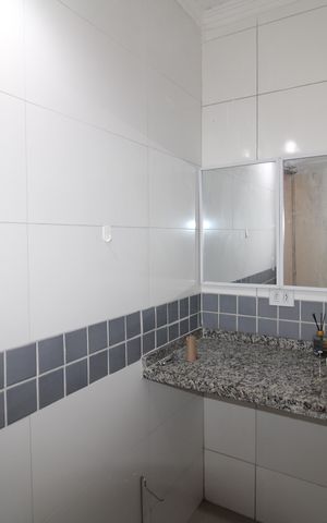 Casa à venda com 241m², 5 quartos e 2 vagasBanheiro 2