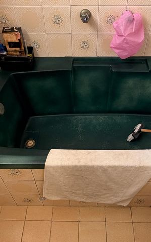 Apartamento para alugar com 97m², 2 quartos e sem vagaBanheiro