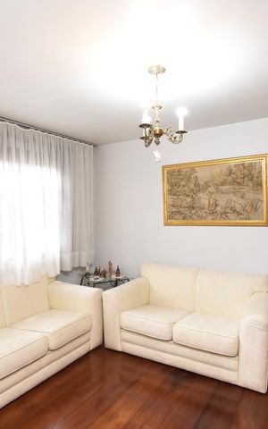 Casa à venda com 440m², 4 quartos e 3 vagasSala 2