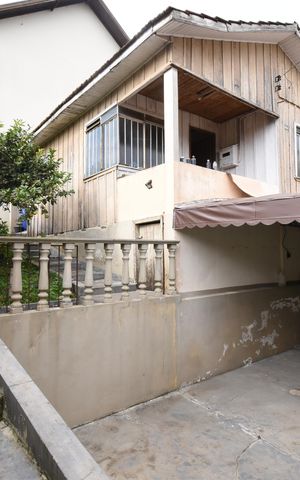 Casa à venda com 440m², 4 quartos e 3 vagasÁrea externa