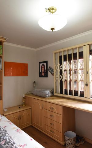 Casa à venda com 440m², 4 quartos e 3 vagasQuarto 2
