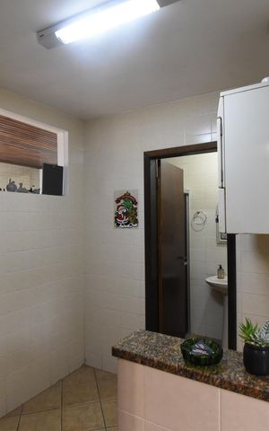 Casa à venda com 440m², 4 quartos e 3 vagasÁrea de Serviço