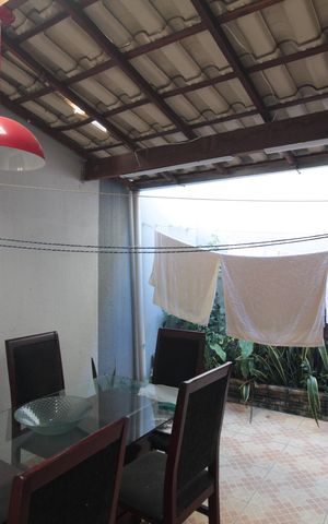 Casa para alugar com 120m², 2 quartos e 1 vagaÁrea de Serviço