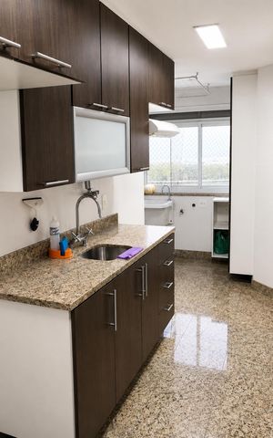Apartamento à venda com 113m², 4 quartos e 2 vagas Apartamento à venda com 113m², 4 quartos e 2 vagasCozinha