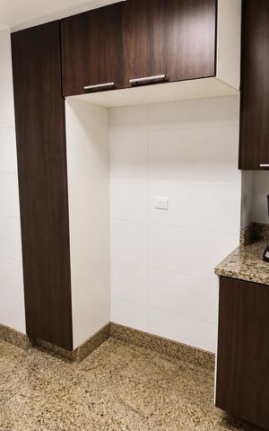 Apartamento à venda com 113m², 4 quartos e 2 vagas Apartamento à venda com 113m², 4 quartos e 2 vagasCozinha