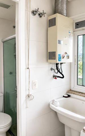 Apartamento à venda com 113m², 4 quartos e 2 vagas Apartamento à venda com 113m², 4 quartos e 2 vagasÁrea de serviço