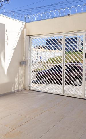 Casa à venda com 66m², 2 quartos e 1 vagaGaragem