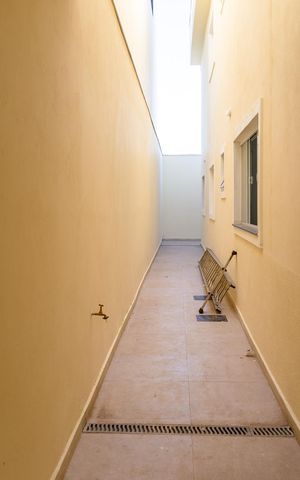 Casa à venda com 66m², 2 quartos e 1 vagaCorredor