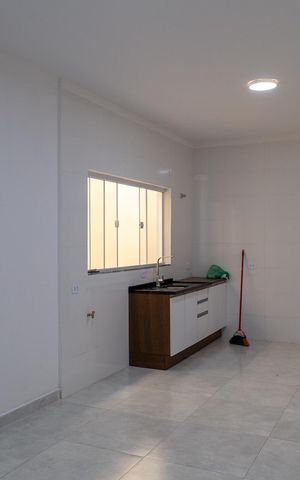 Casa à venda com 66m², 2 quartos e 1 vagaSala e Cozinha