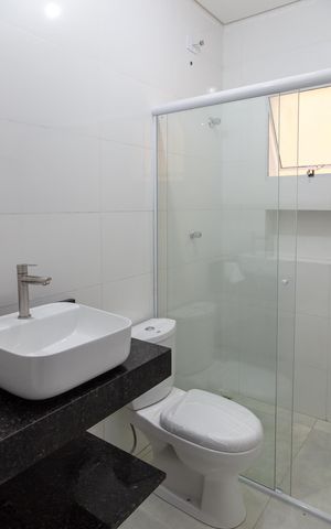 Casa à venda com 66m², 2 quartos e 1 vagaBanheiro social
