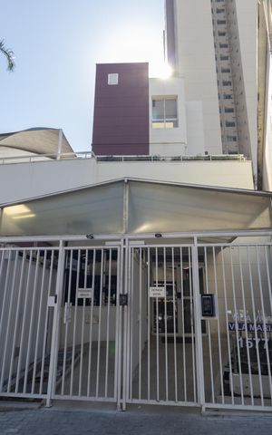 Apartamento à venda com 153m², 3 quartos e 3 vagas Apartamento à venda com 153m², 3 quartos e 3 vagasFachada
