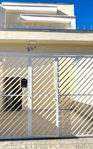 Casa à venda com 66m², 2 quartos e 1 vaga Casa à venda com 66m², 2 quartos e 1 vagaPlaca instalada na fachada do imóvel