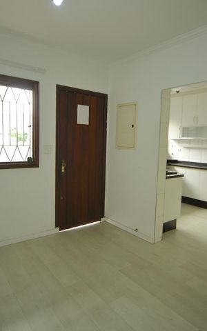 Casa para alugar com 248m², 3 quartos e 5 vagasCopa/Cozinha 