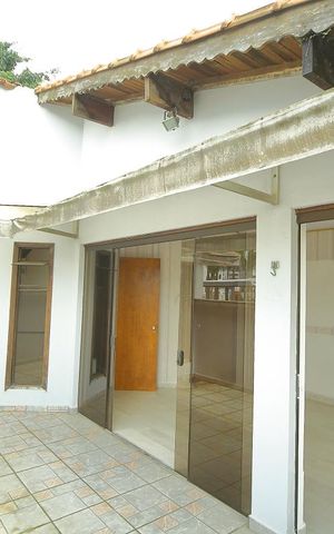 Casa para alugar com 248m², 3 quartos e 5 vagasSala de convivência - Varanda 