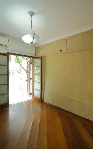 Casa para alugar com 248m², 3 quartos e 5 vagasSuíte 