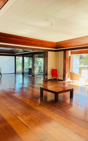 Casa de condomínio para alugar com 5000m², 5 quartos e 4 vagas Casa de condomínio para alugar com 5000m², 5 quartos e 4 vagasSala