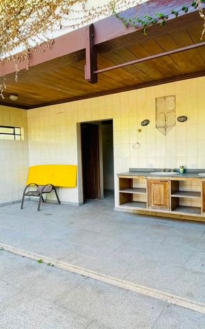 Casa de condomínio para alugar com 5000m², 5 quartos e 4 vagas Casa de condomínio para alugar com 5000m², 5 quartos e 4 vagasEntrada da Sauna