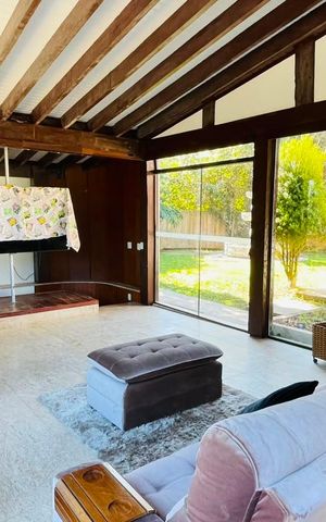 Casa de condomínio para alugar com 5000m², 5 quartos e 4 vagas Casa de condomínio para alugar com 5000m², 5 quartos e 4 vagasSala de TV