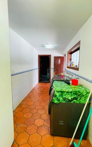 Casa de condomínio para alugar com 5000m², 5 quartos e 4 vagas Casa de condomínio para alugar com 5000m², 5 quartos e 4 vagasLavanderia