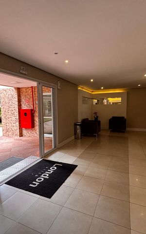 Apartamento para alugar com 79m², 2 quartos e 1 vaga Apartamento para alugar com 79m², 2 quartos e 1 vagaHall de entrada