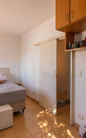 Casa à venda com 278m², 7 quartos e 8 vagas Casa à venda com 278m², 7 quartos e 8 vagasQuarto 3