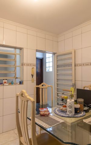 Casa à venda com 278m², 7 quartos e 8 vagas Casa à venda com 278m², 7 quartos e 8 vagasSala de Jantar