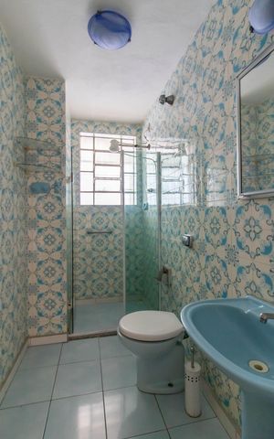 Casa para alugar com 91m², 2 quartos e 1 vaga Casa para alugar com 91m², 2 quartos e 1 vagaBanheiro