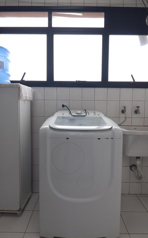 Apartamento à venda com 87m², 3 quartos e 2 vagasÁrea de Serviço