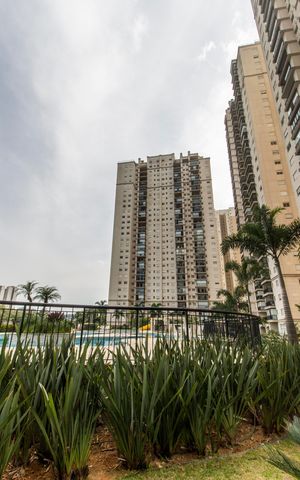 Apartamento para alugar com 76m², 2 quartos e 1 vagaÁrea comum