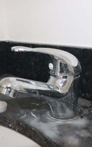 Apartamento à venda com 49m², 2 quartos e 1 vagaBanheiro 2