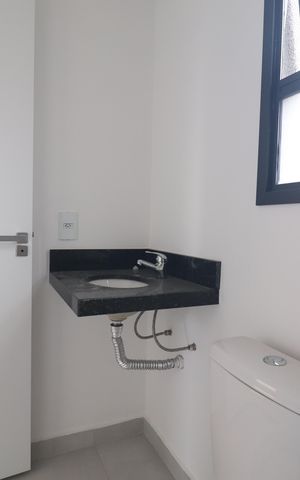 Apartamento à venda com 49m², 2 quartos e 1 vagaBanheiro 2