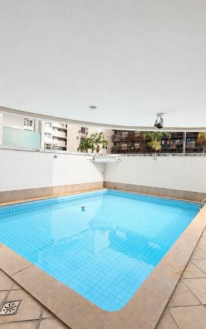 Apartamento à venda com 125m², 3 quartos e 2 vagas Apartamento à venda com 125m², 3 quartos e 2 vagasÁrea externa