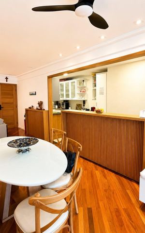 Apartamento à venda com 125m², 3 quartos e 2 vagas Apartamento à venda com 125m², 3 quartos e 2 vagasSala