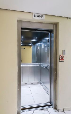 Apartamento à venda com 45m², 2 quartos e 1 vagaElevador