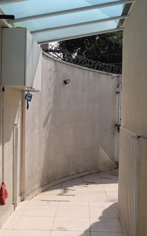 Casa à venda com 93m², 2 quartos e 2 vagasAcesso a garagem