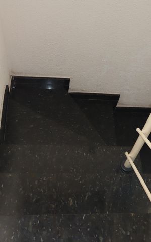 Casa à venda com 93m², 2 quartos e 2 vagasAcesso hall