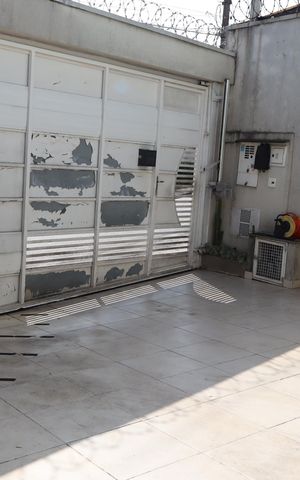 Casa à venda com 93m², 2 quartos e 2 vagasGaragem