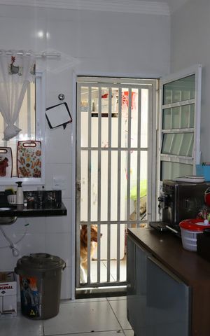 Casa à venda com 93m², 2 quartos e 2 vagasCozinha