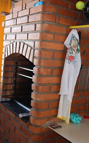 Casa à venda com 93m², 2 quartos e 2 vagasÁrea gourmet