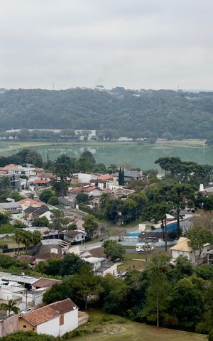 Apartamento para alugar com 135m², 2 quartos e 1 vaga Apartamento para alugar com 135m², 2 quartos e 1 vagaVista Lago Parque Barigui