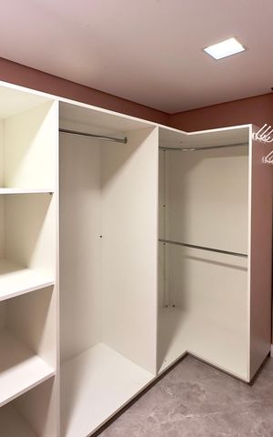 Apartamento para alugar com 135m², 2 quartos e 1 vaga Apartamento para alugar com 135m², 2 quartos e 1 vagaQuarto 1 - Closet