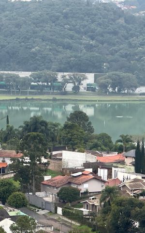 Apartamento para alugar com 135m², 2 quartos e 1 vaga Apartamento para alugar com 135m², 2 quartos e 1 vagaVista Lago Parque Barigui