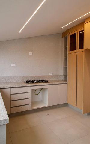 Apartamento para alugar com 135m², 2 quartos e 1 vaga Apartamento para alugar com 135m², 2 quartos e 1 vagaCozinha