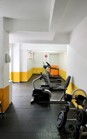 Apartamento para alugar com 135m², 2 quartos e 1 vaga Apartamento para alugar com 135m², 2 quartos e 1 vagaÁrea comum - Academia
