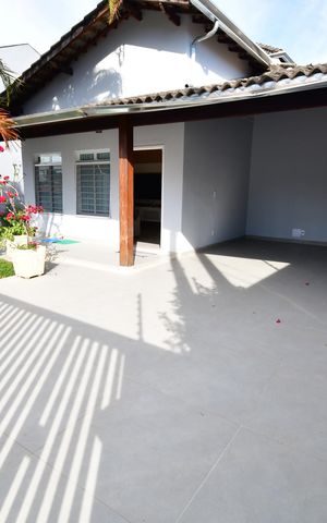 Casa à venda com 490m², 3 quartos e 4 vagasGaragem
