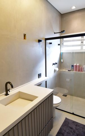 Casa à venda com 490m², 3 quartos e 4 vagasBanheiro 