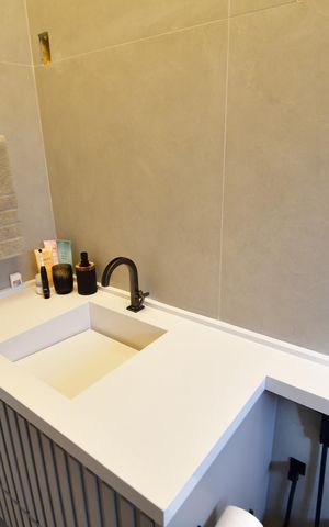 Casa à venda com 490m², 3 quartos e 4 vagasBanheiro 