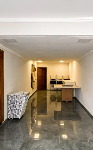 Casa para alugar com 150m², 3 quartos e 2 vagas Casa para alugar com 150m², 3 quartos e 2 vagasSalão