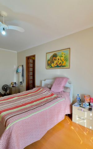 Casa à venda com 125m², 3 quartos e 2 vagas Casa à venda com 125m², 3 quartos e 2 vagasQuarto 3